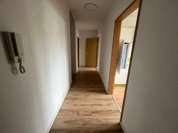 Bild - 1-Zimmer-Wohnung in Selb – mit Einbauküche und Balkon – perfekt für Singles