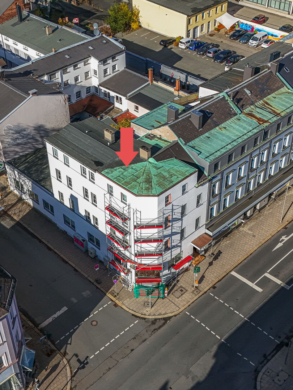 Bild - Voll vermietetes MFH in Hofer Innenstadt – Wohnfläche ca. 428 m² – 2 Wohneinheiten – 11 Apartments
