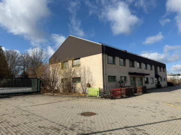 Außenansicht Hinterhof - Büro/Werkstatt flexibel nutzbar – Verwaltung, Produktion/Lager – Grst. 2.070 m² – NF ca. 613 m² – barrierearm