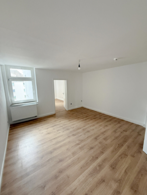 Schlafzimmer - renovierte Wohnung in Hof – unweit Freiheitshalle – ca. 82 m² Wohnfläche