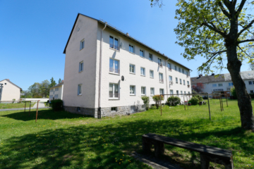 Zur Kapitalanlage: Schöne Wohnanlage mit 5 MFH in Selb – 36 Wohnungen – 3.999 m² Grundstück, 95100 Selb, Haus