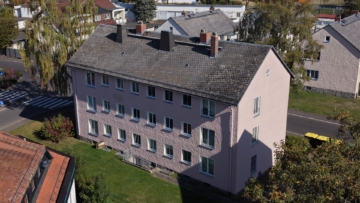 Bild - Zur Kapitalanlage: Attraktive Wohnanlage mit 5 MFH in Selb – 36 Wohnungen – 3.999 m² Grundstück