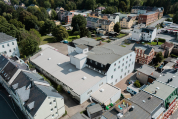 Bild - Sehr gepflegte Gewerbeimmobilie für Produktion/Lager/Büro – Gesamtgewerbefl. ca. 3.522 m² – Grst. 10.364 m²