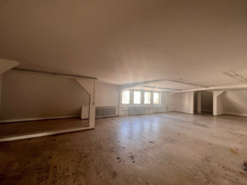 Dachgeschoss - Sehr gepflegte Gewerbeimmobilie für Produktion/Lager/Büro – Gesamtgewerbefl. ca. 3.522 m² – Grst. 10.364 m²