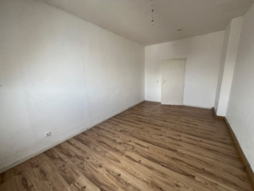 Bild - 4-Zimmer-Wohnung – zentrale Lage in Hof – 65,10 m² – sofort verfügbar