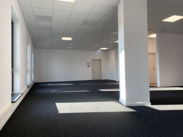 Bürofläche - Moderne Büroflächen (ca. 292,37 m²) im Stadtzentrum mit Blick auf die Saale – Innenausbau nach Mieterwunsch