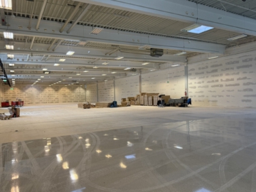 Hohe Kundenfrequenz garantiert! Top-Gewerbefläche in Selb (Baumarkt mit Gartencenter vorhanden) – barrierefrei, 95100 Selb, Ladenlokal