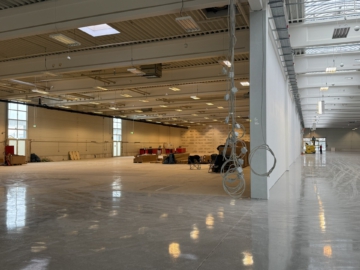 Bild - Hohe Kundenfrequenz garantiert! Top-Gewerbefläche in Selb (Baumarkt mit Gartencenter vorhanden) – barrierefrei