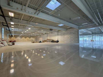 Bild - Hohe Kundenfrequenz garantiert! Top-Gewerbefläche in Selb (Baumarkt mit Gartencenter vorhanden) – barrierefrei