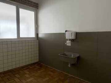 Bild - Werkhalle (ca. 472 m²) mit Rampe, Sanitäranlagen & kleinem Büro in Hof-Moschendorf