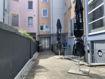 Innenhof - Renditestarkes, modernisiertes Wohn- & Geschäftshaus mit stabilen Mieterträgen – 5 WE – 2 GE – Aufzug