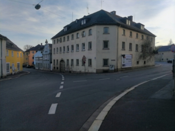 Revitalisierungsobjekt im Zentrum von Schwarzenbach/Saale – div. Sonderabschreibungen – Ensembleschutz – Sanierungsgebiet mit hoher Sonderförderung, 95126 Schwarzenbach, Mehrfamilienhaus